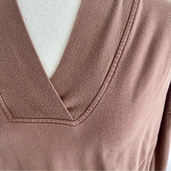 Athleta Ladies Sweatshirt - Size L - Picture 2 of 8